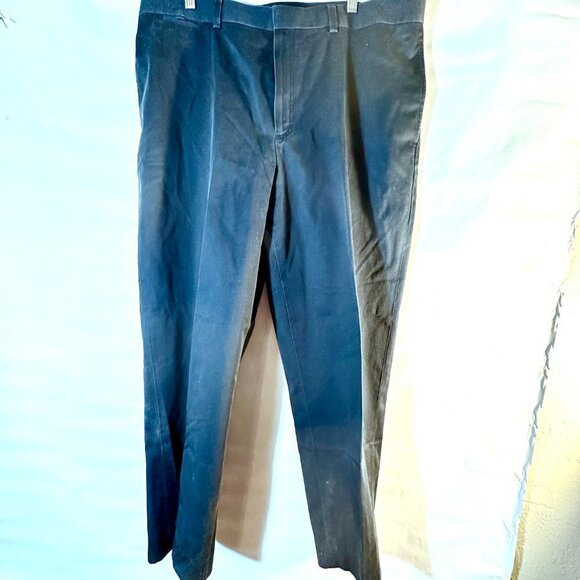 L.L. Bean  Slacks Pants Trousers Blue Pants 40"x31" Chinos EUC Waist Size 40 - Picture 1 of 7